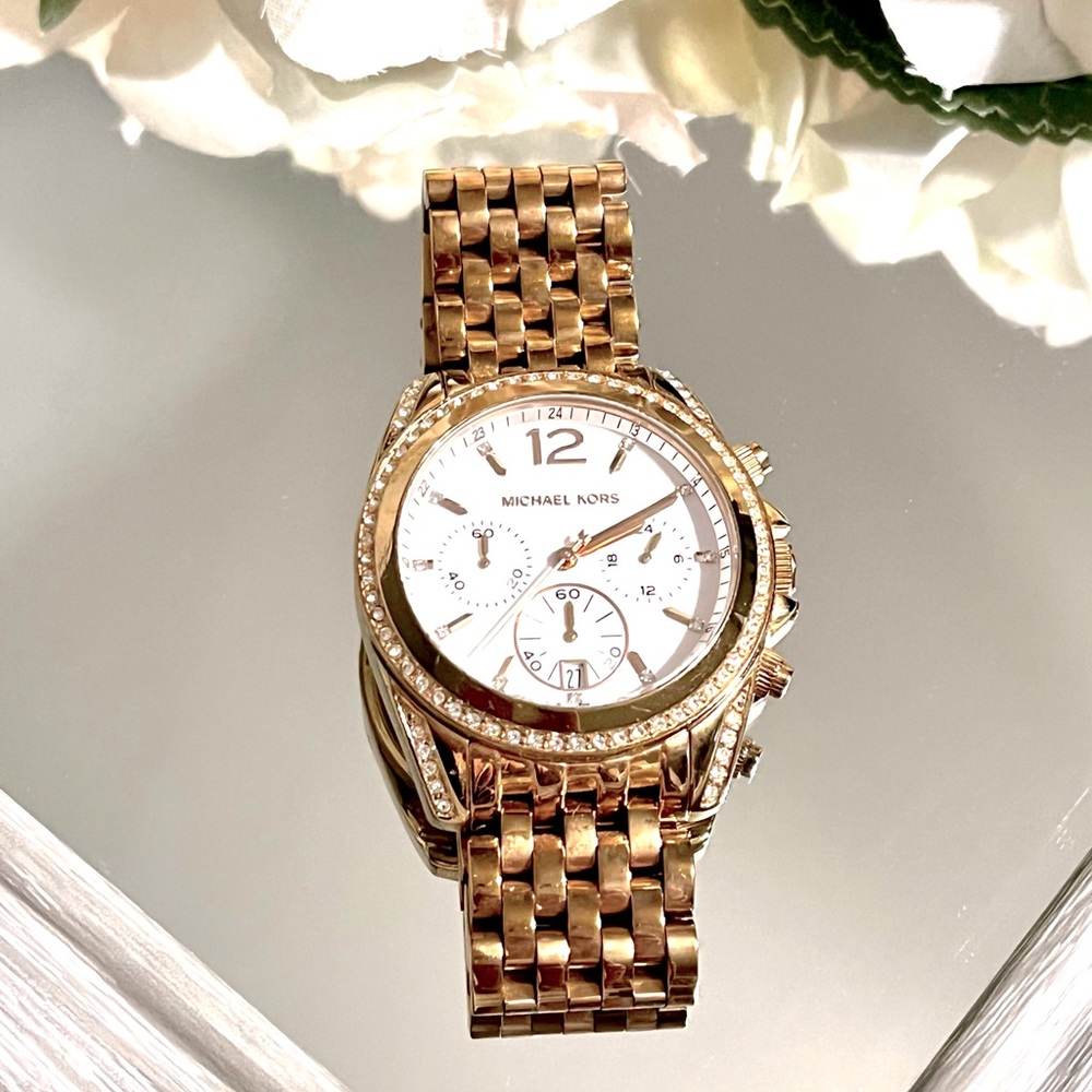⭐️ MICHAEL KORS ⭐️ Rose Gold Tone Oversized Wrist Watch